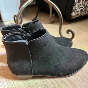 Cat & Jack Black Ankle Booties